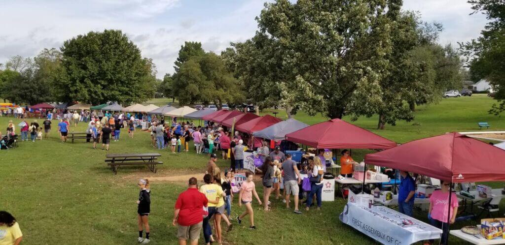 festival in the park crowd