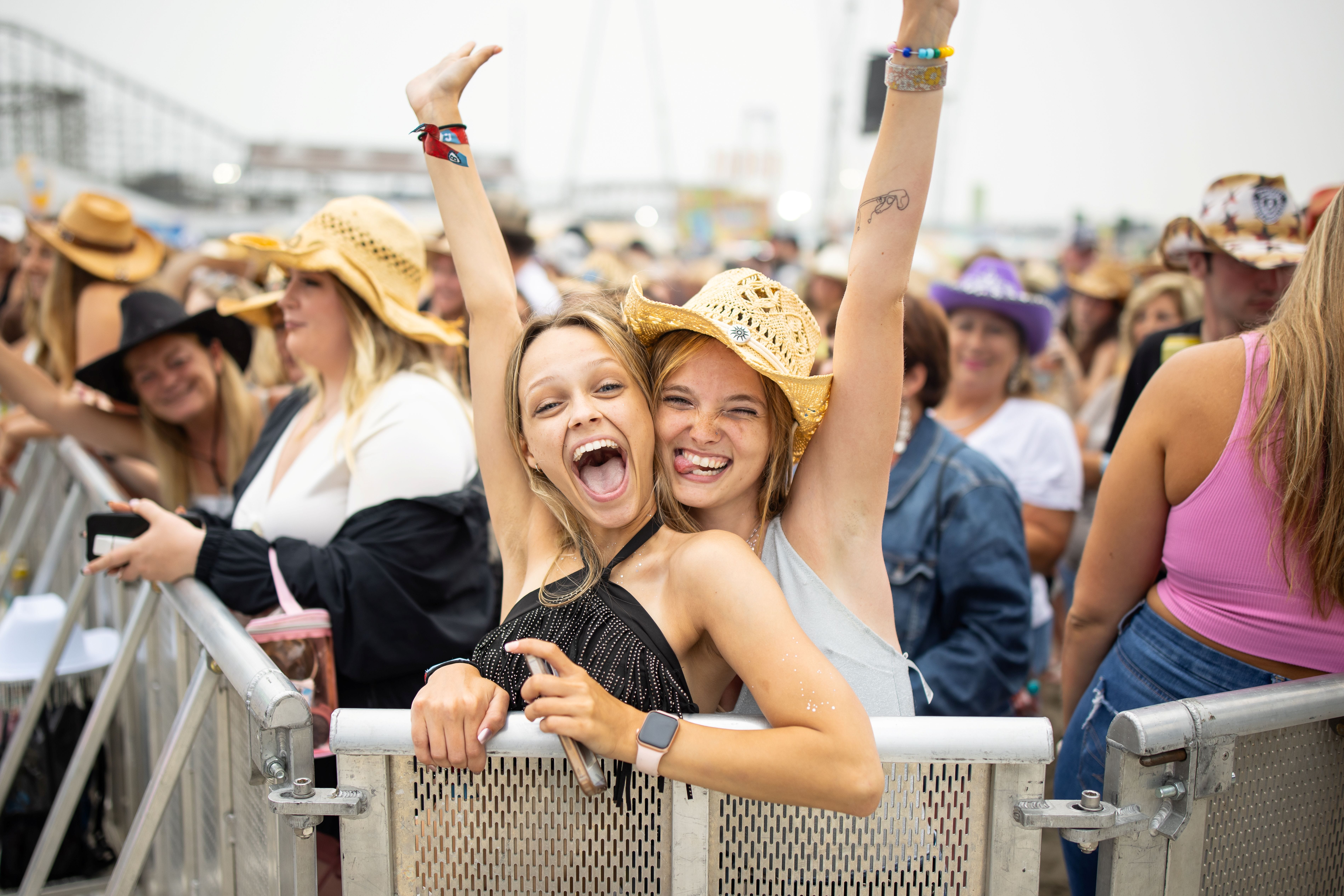 BCMF 2023 day 2 by beachmonkey-145 BCMF 2023 day 2 by beachmonkey-145