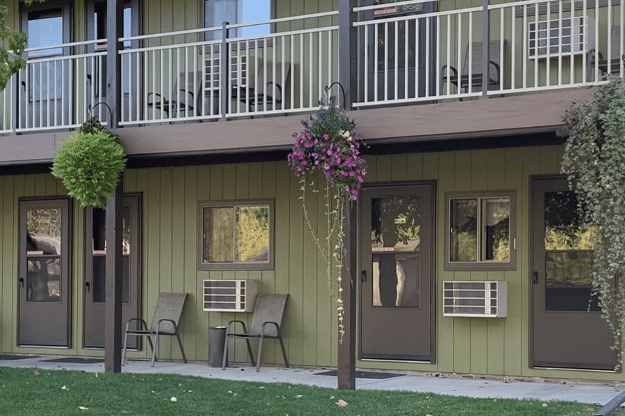 Motel at Eagle Cliff Campground