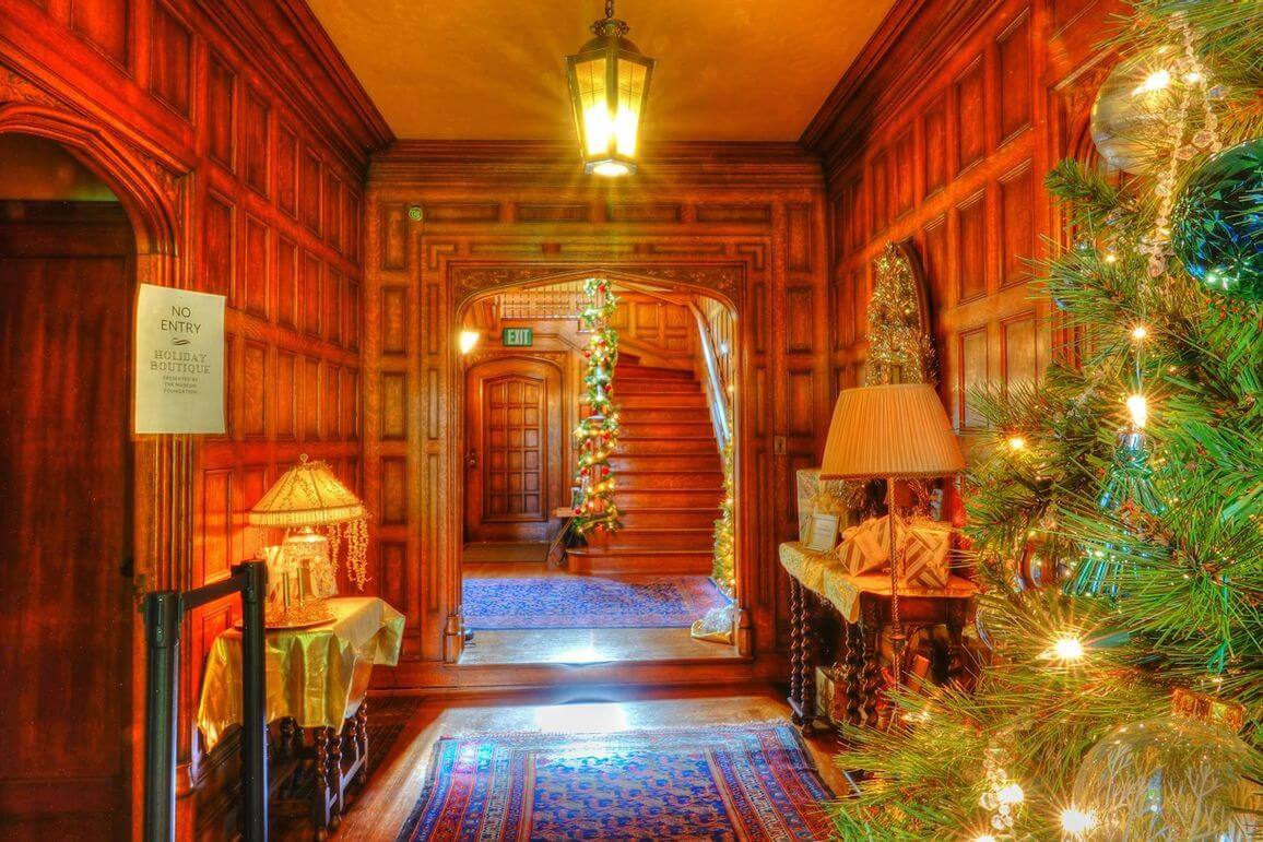 Holidays at the Ainsley House Campbell Chamber of Commerce