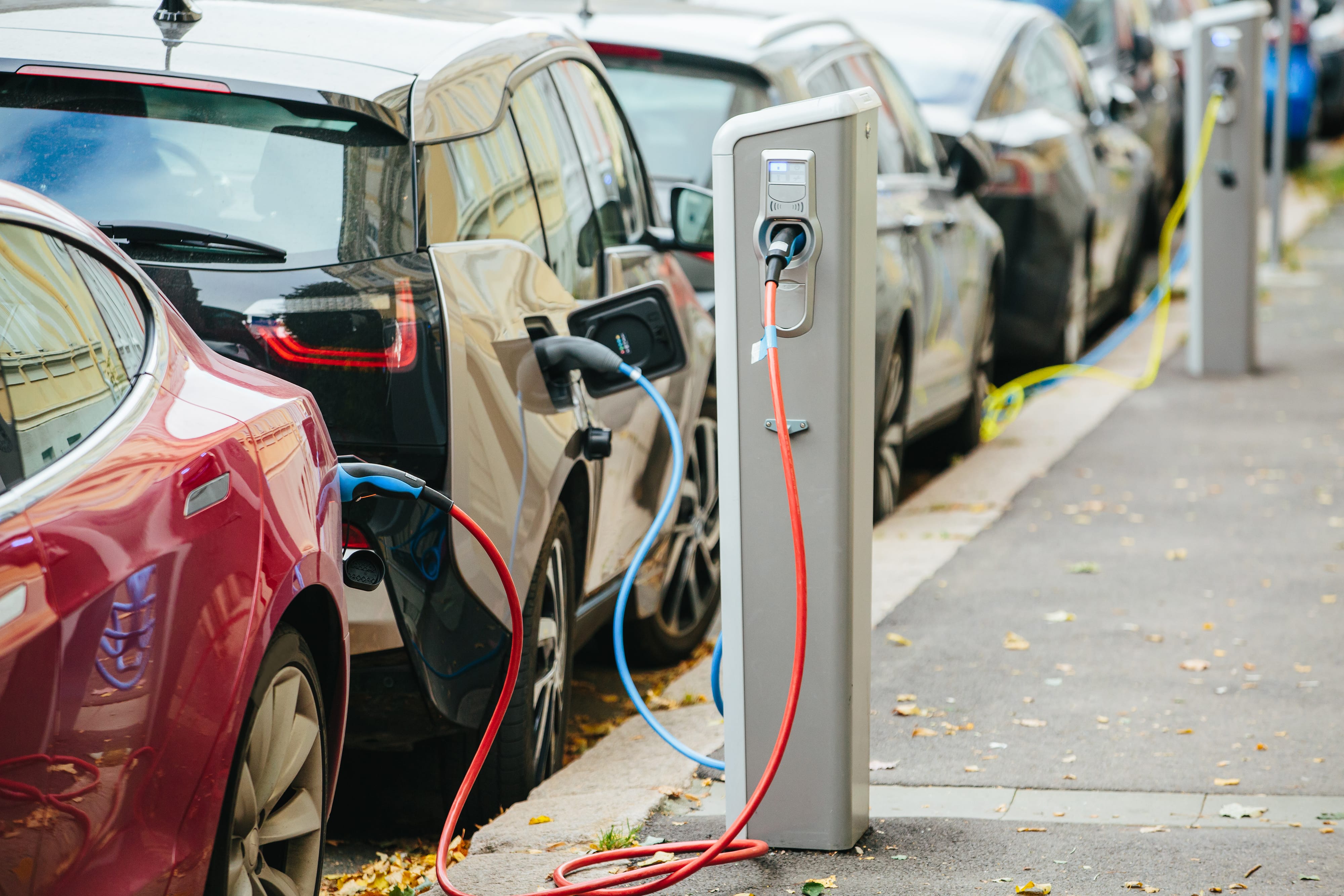 Vehicle with an electric motor. Electric vehicle charging. Eco c