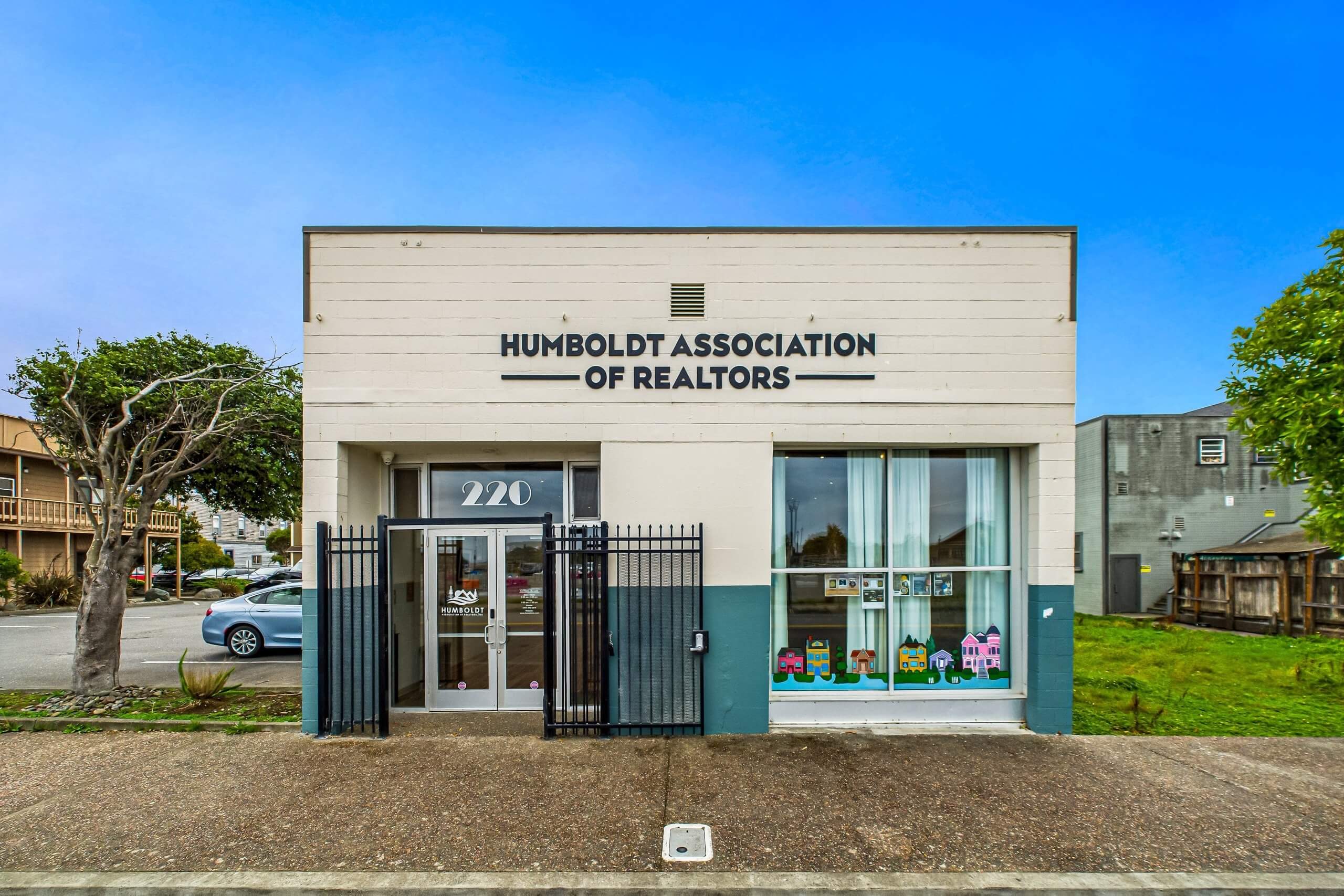 01-220 1st Street-101