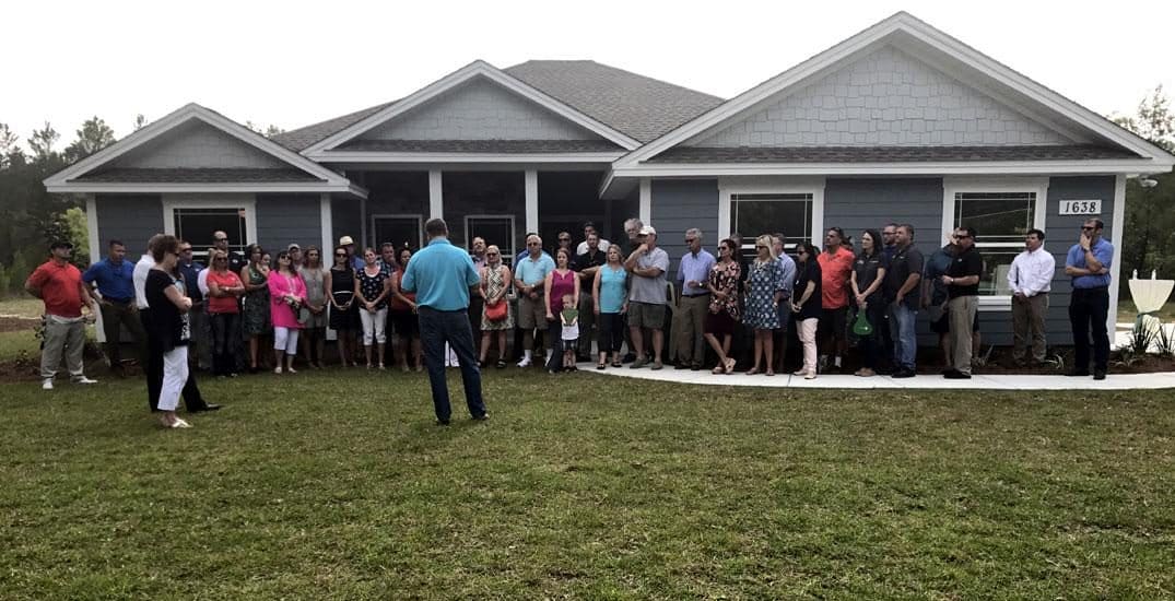 2017 Scholarship Home ribbon cutting