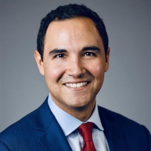 Adrian Guerrero Headshot