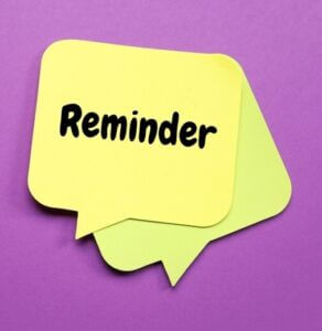 Sticky,Note,With,Text,Reminder,On,Violet,Background