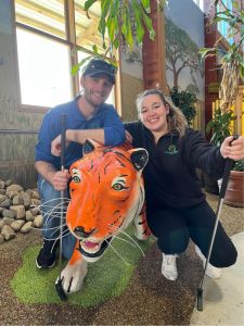 mini golfers smiling