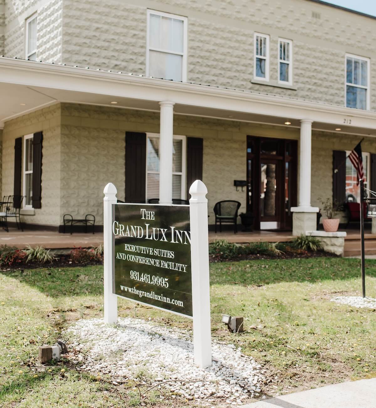 Grand Lux Inn Bed & Breakfast in Tullahoma