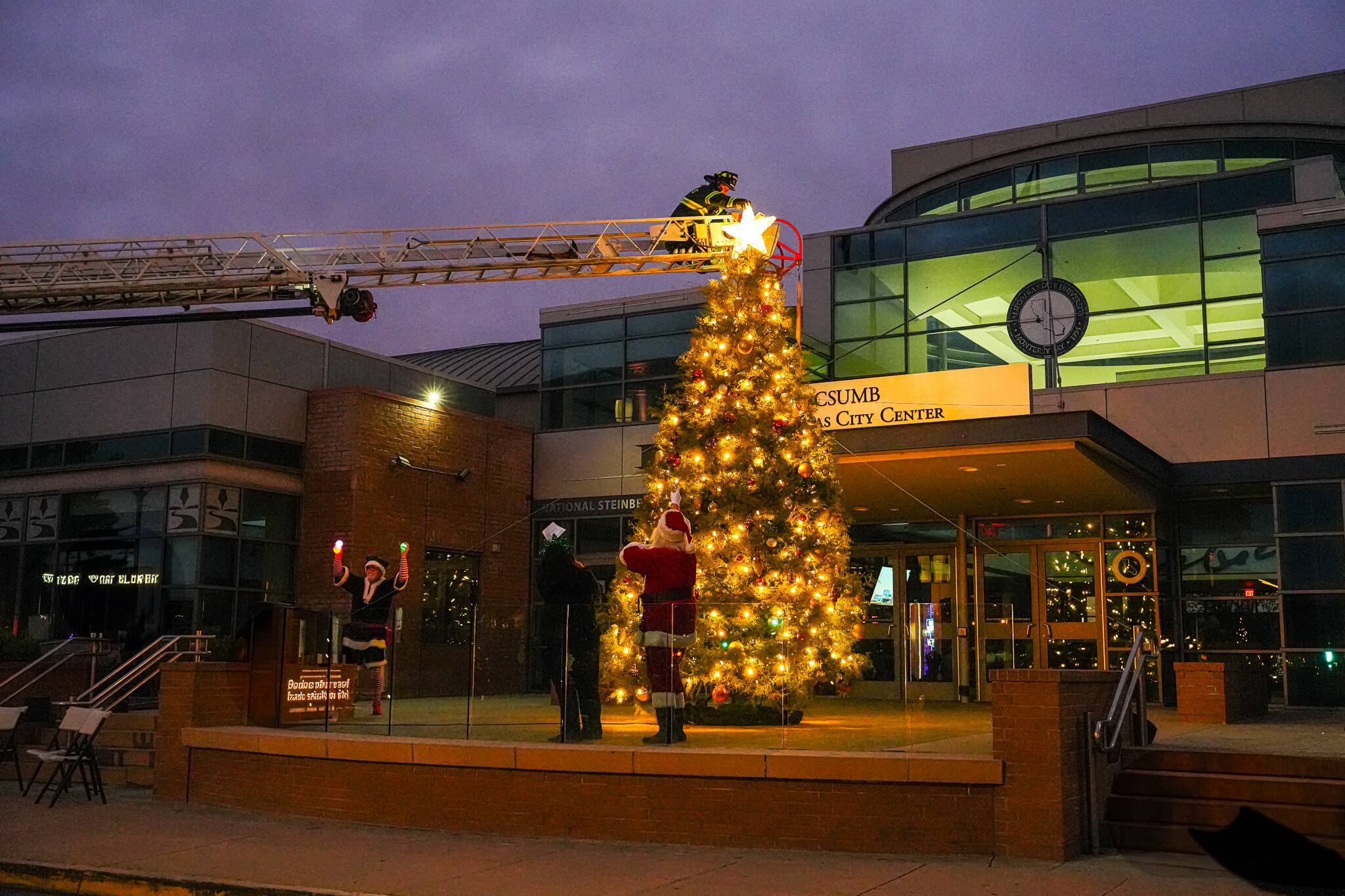 SCC Tree lighting-101