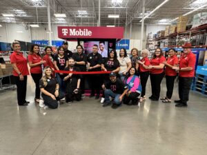 T-Mobil Ribbon Cutting