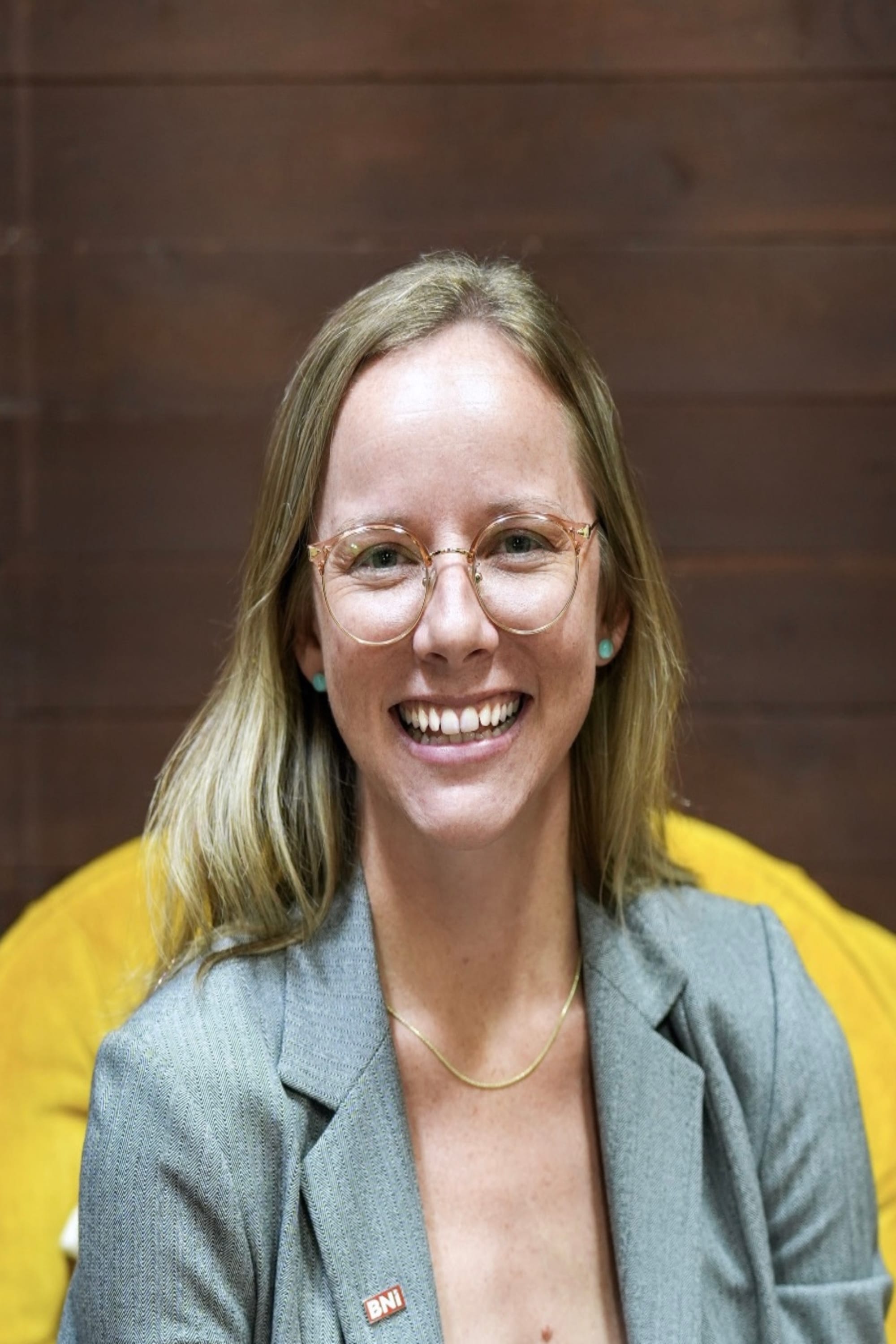 Kristin Sullivan (2000x3000)