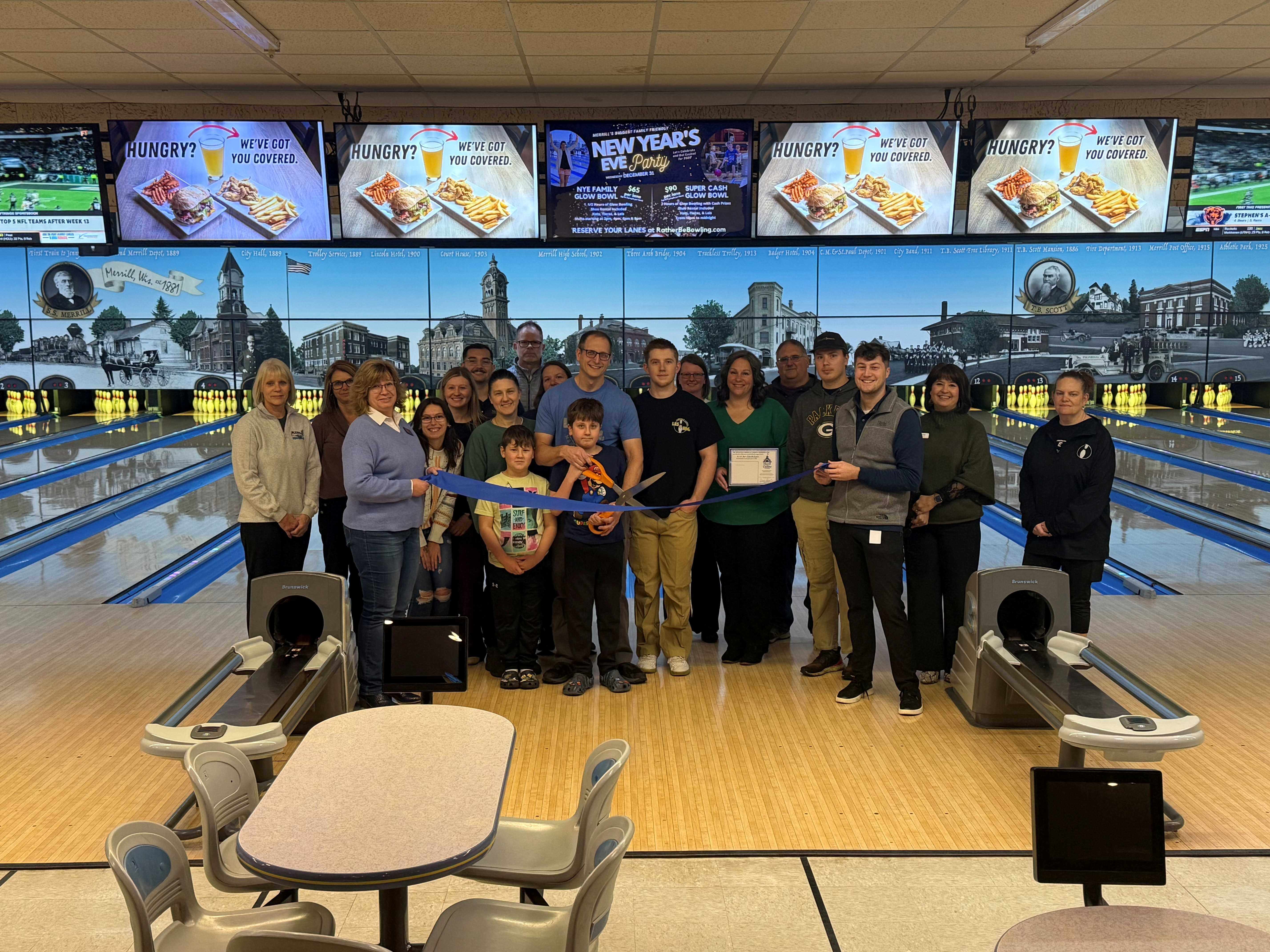 Les & Jim's Lincoln Lanes recently completed their installation of new pinsetters!