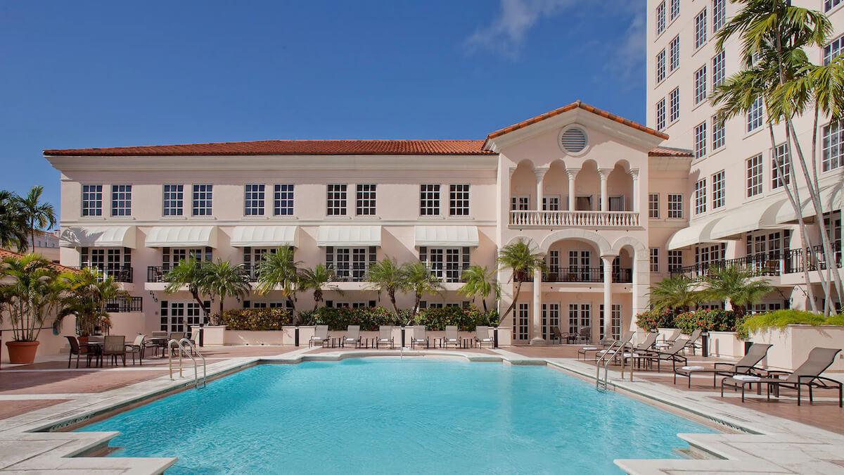 Hyatt-Regency-Coral-Gables-P105-Outdoor-Pool.16x9