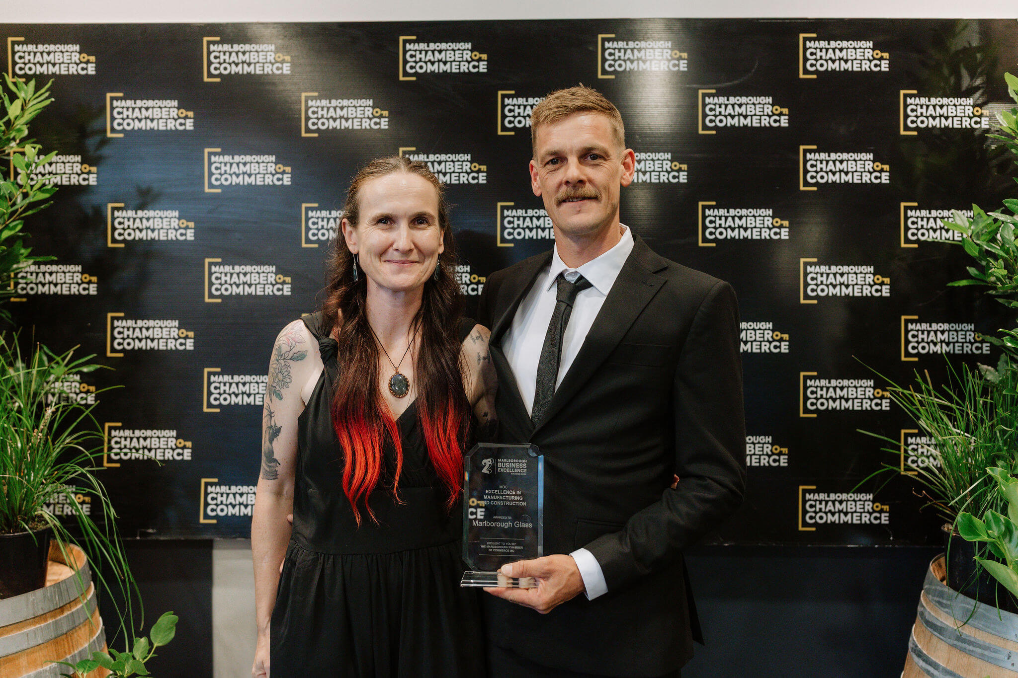 Man &amp; Con - Marl Glass