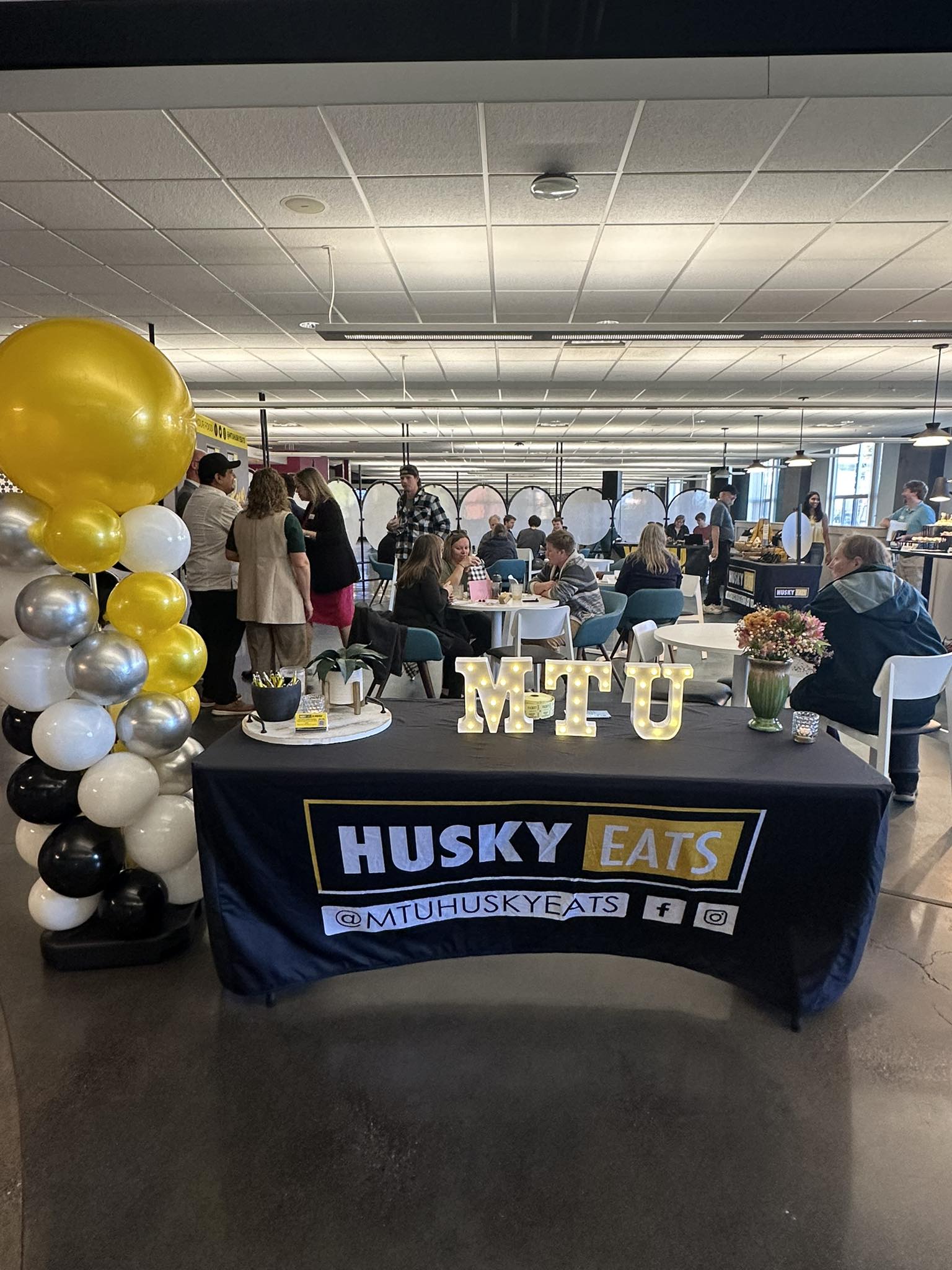 561623594_1273599148126882_2585487680517174736_n