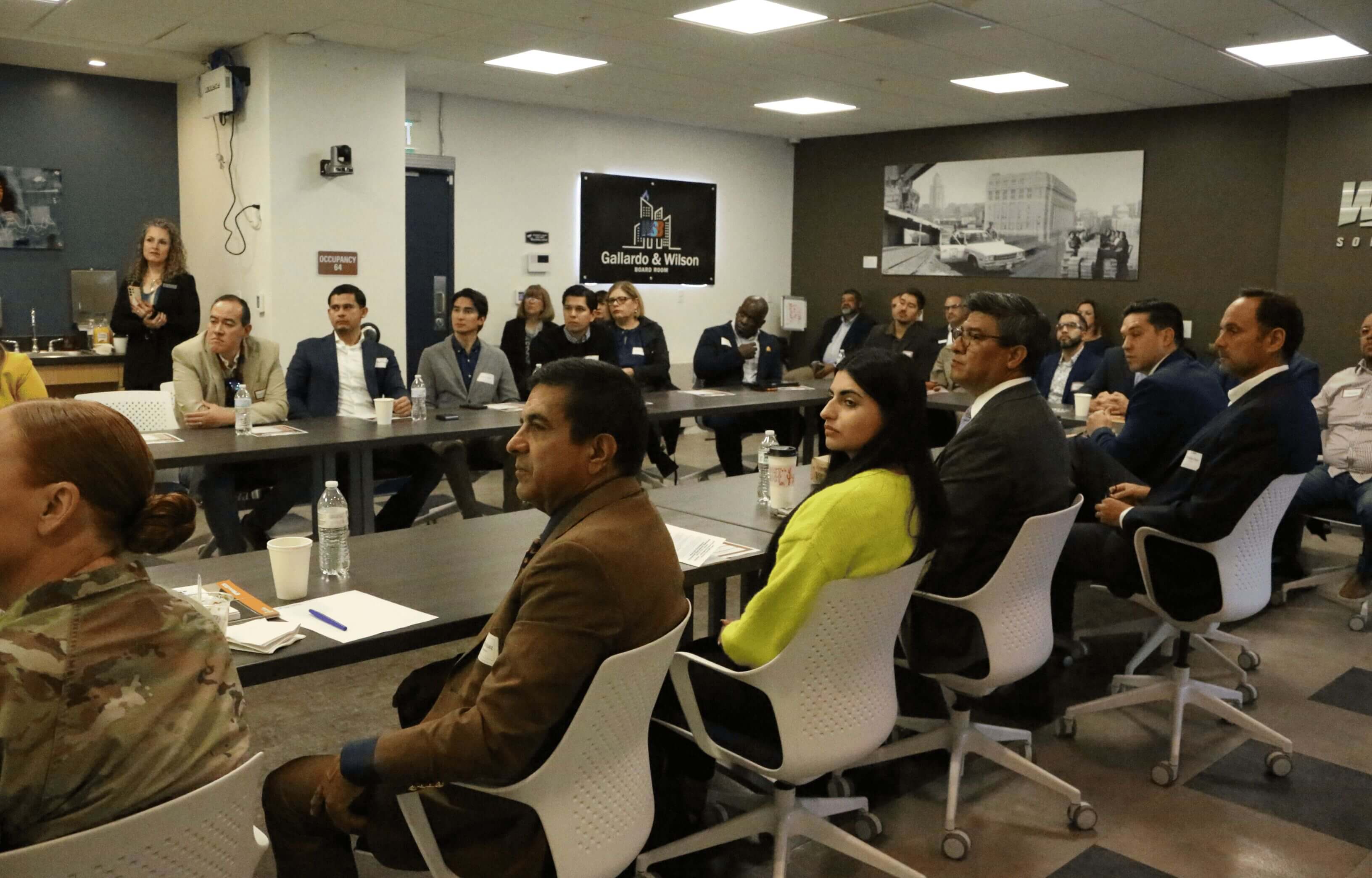 BUSINESS COMMUNITY POWER HOUR 26 (1)