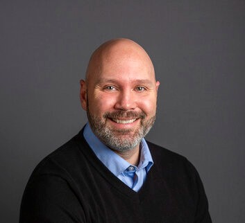 2-Year Director Farr Photo