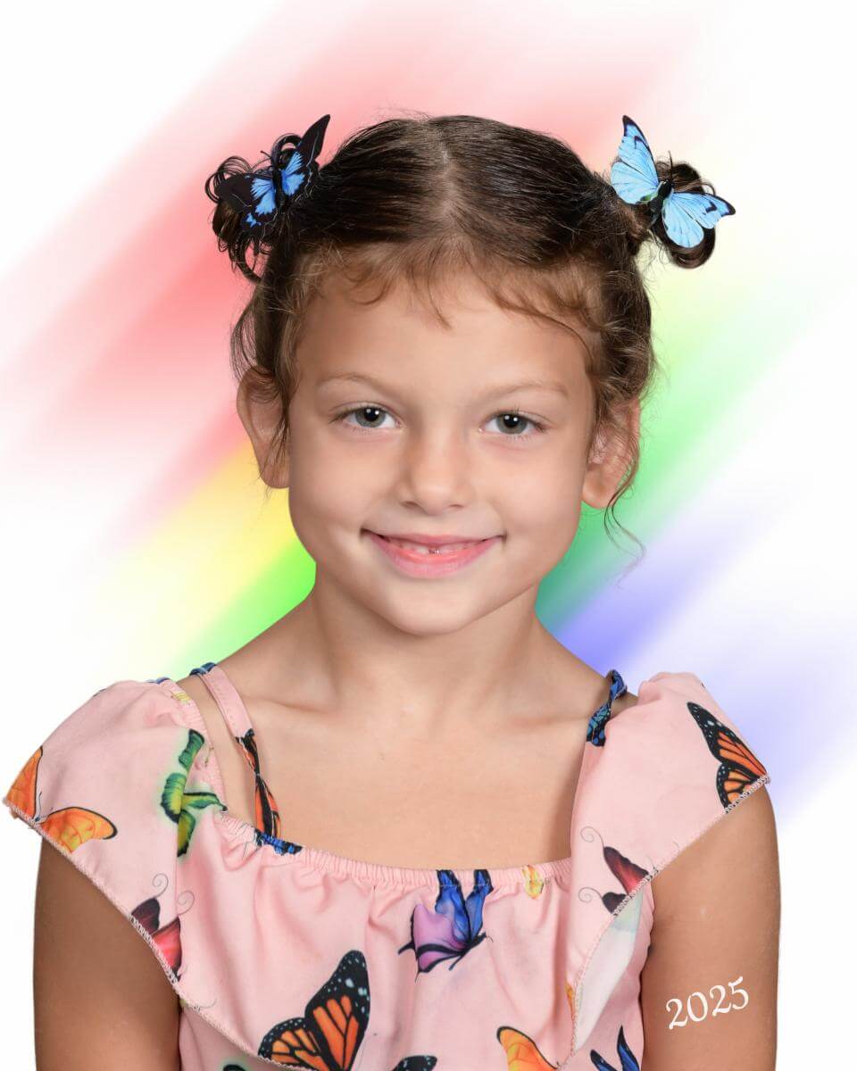 Nayeli-Ann Blauer - Age 6 NEW Nayeli-Ann Blauer - Age 6 NEW