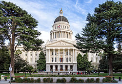 250px-Sacramento,-California---State-Capitol