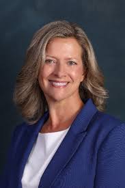 Headshot_Marci Holder