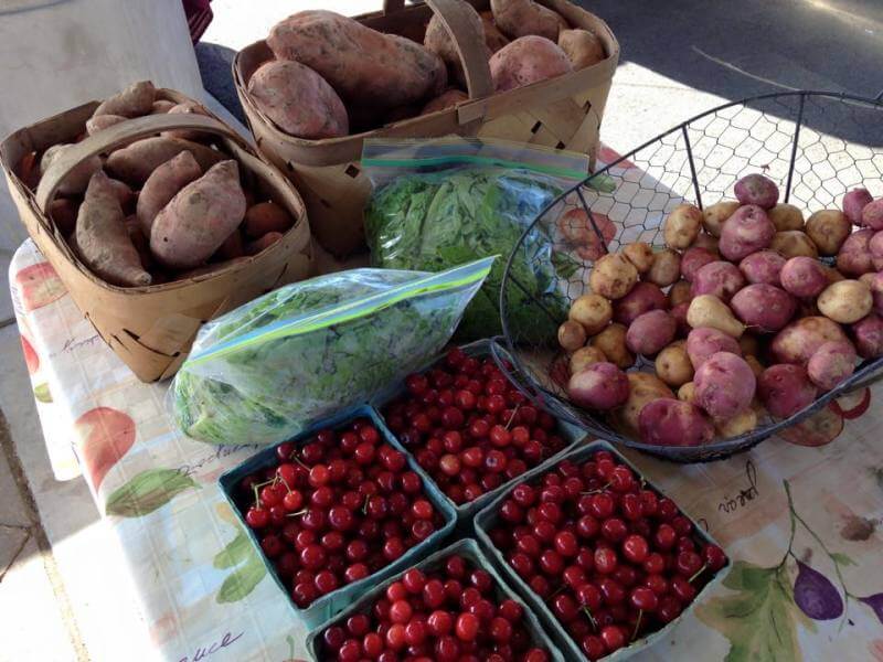 Farmers market photo