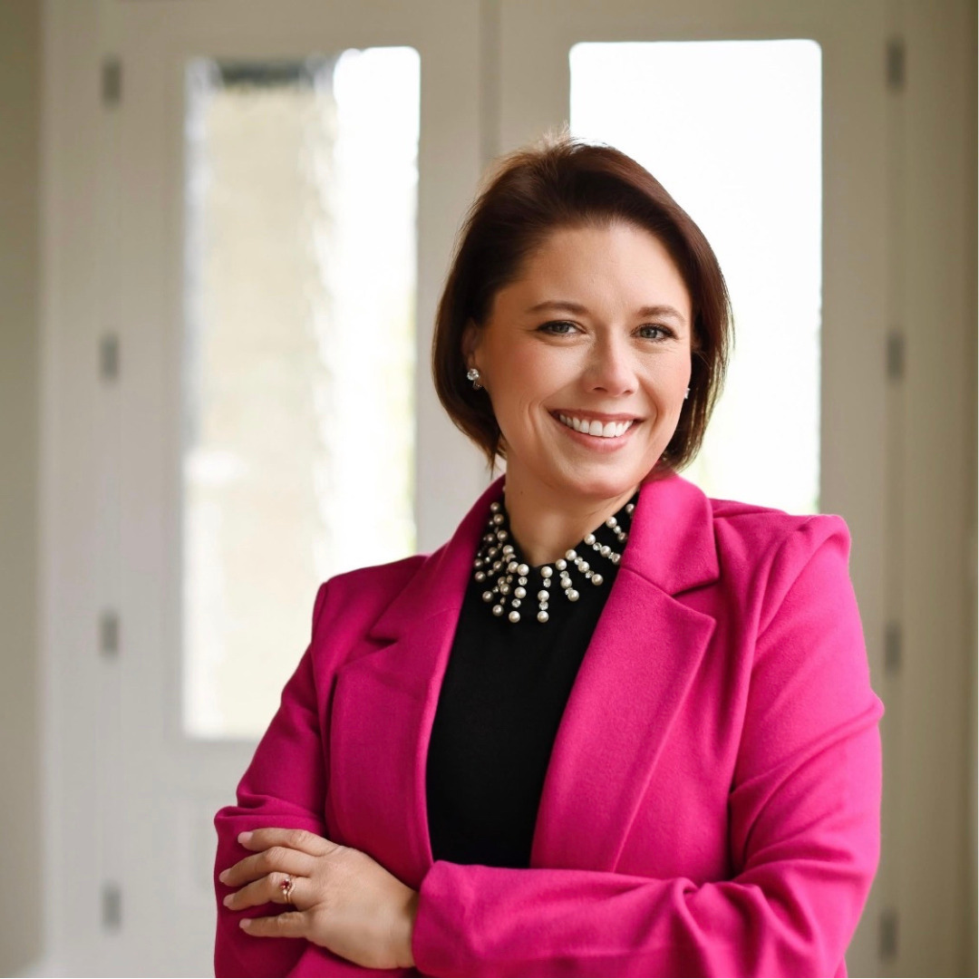 <b>Jessica Patterson</b><br/> ReeceNichols Johnson County West <br/><i>She/Her</i>