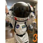 3-Astronaut