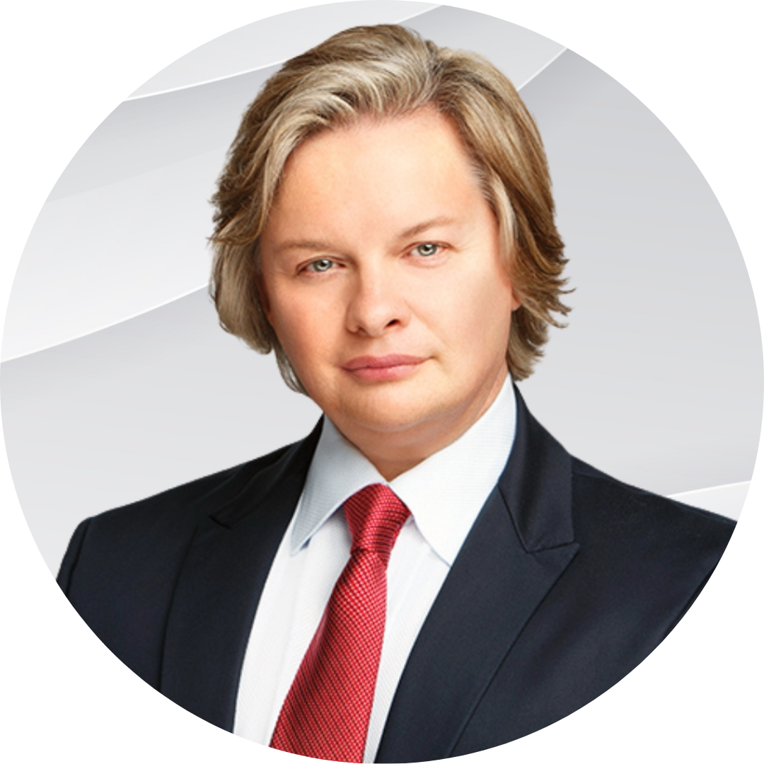 Brooks Ballard circle headshot