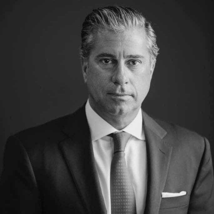 Jason Roe Headshot