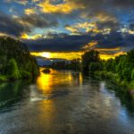 Willamette_River_Bike_Path_by_Mike_Shaw_-_RIGHTS_FREE_(2)_gallery