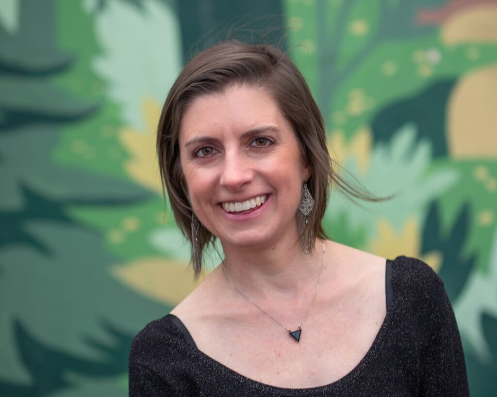 Rebecca Rideout Headshot (1)