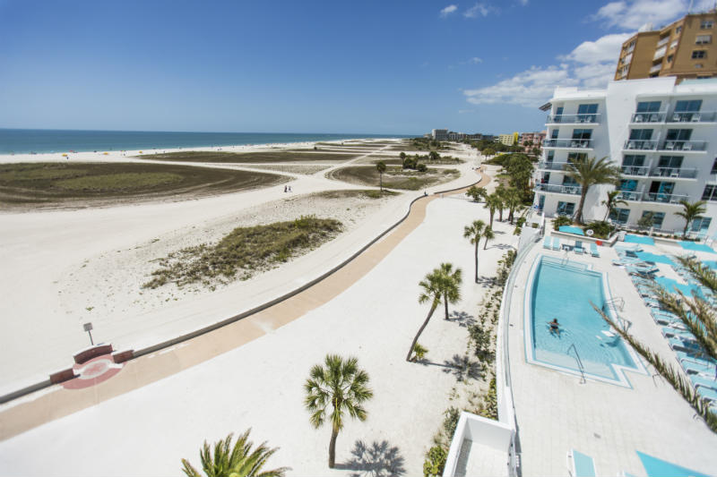 Beachside Hotel and Pool at the Treasure Island Beach Resort - Tampa Bay Beaches