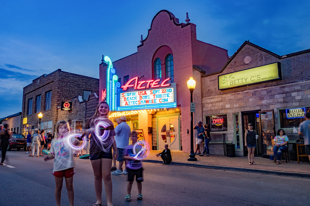 Aztec Shawnee Theater