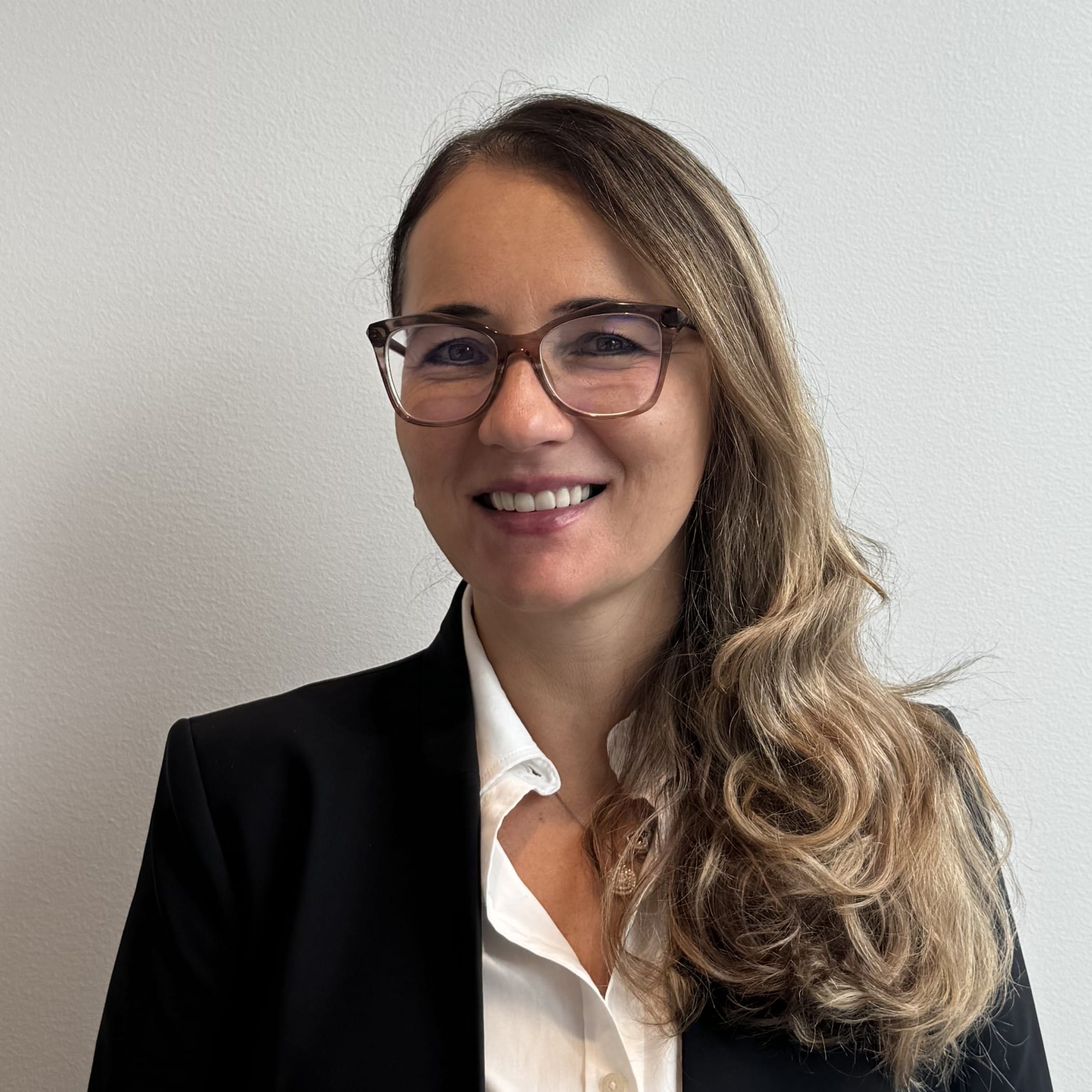 Malgorzata (Maggie) Rychtarczyk Headshot