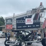 Brookshire's Giant Grocery Cart - Photo courtesy of Eastland County Today Newspaper!