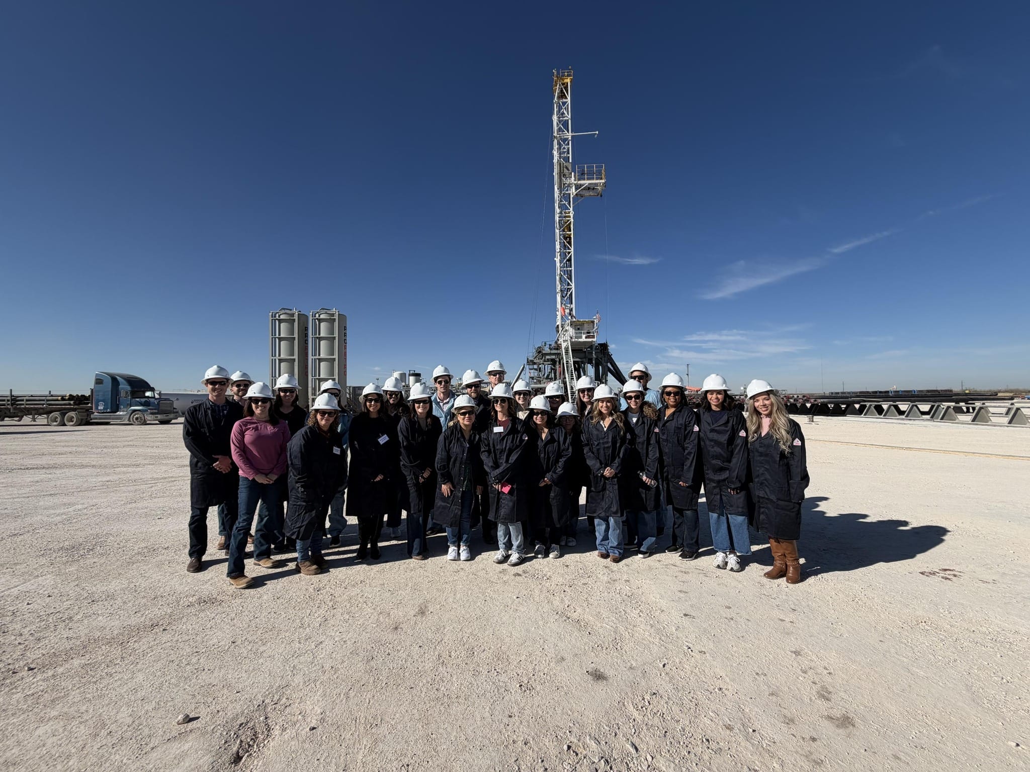 581962185_1454101976724727_4753921384601998449_n