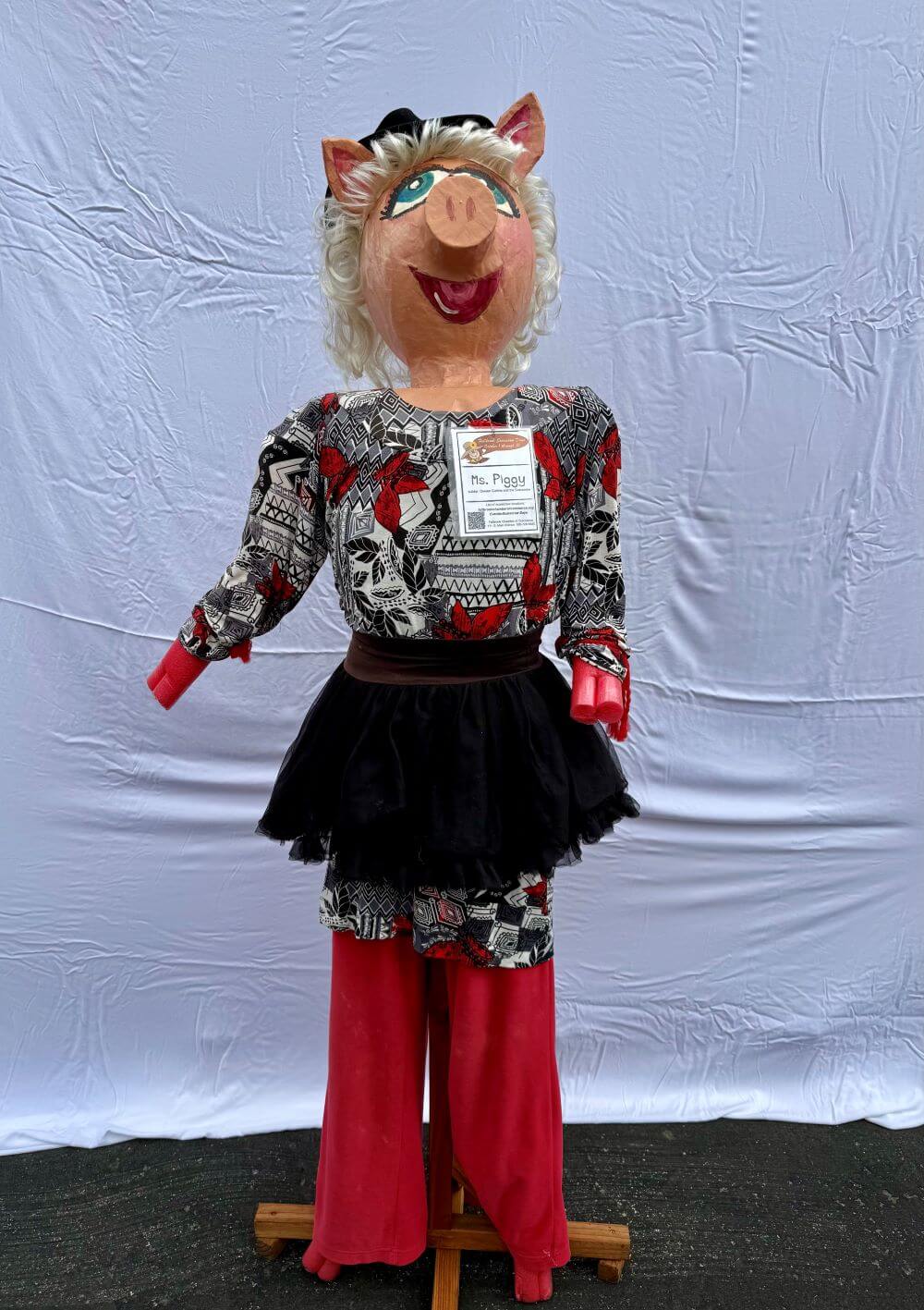 Ms Piggy Ms Piggy