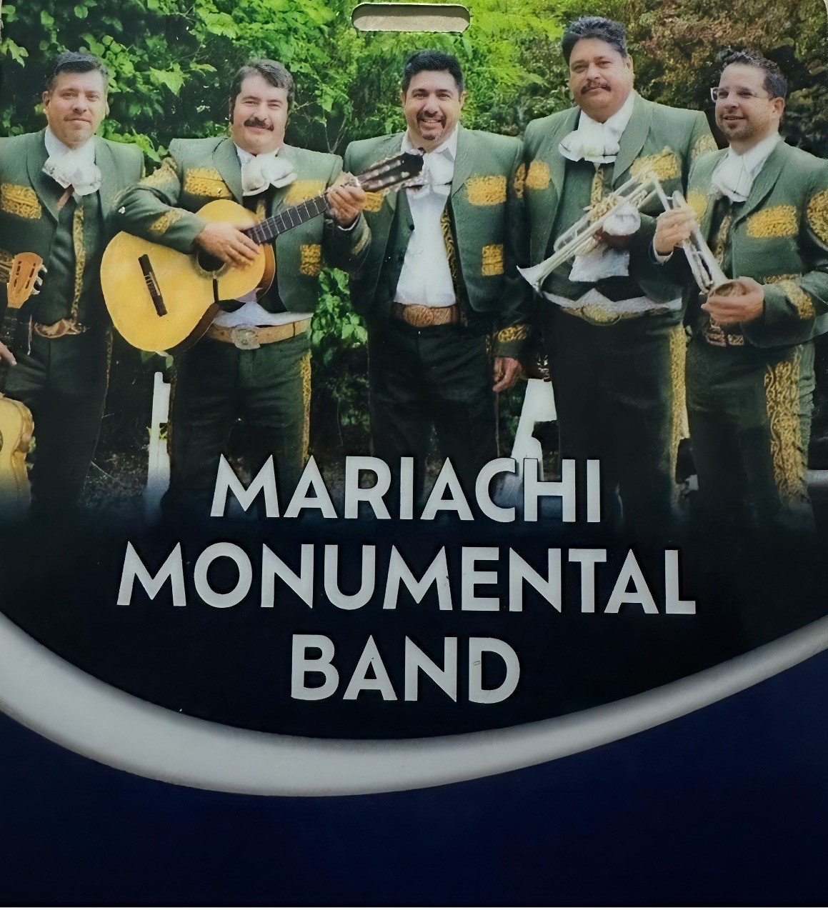 Mariachi Monumental use