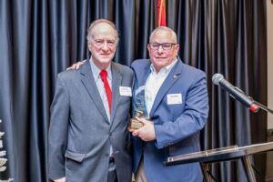 16 ETEC Annual Meeting 2025-Awardee Andy Page with presenter Billy Stair 16 ETEC Annual Meeting 2025-Awardee Andy Page with presenter Billy Stair