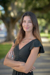 Hanna Truex Business Profressional Headshot