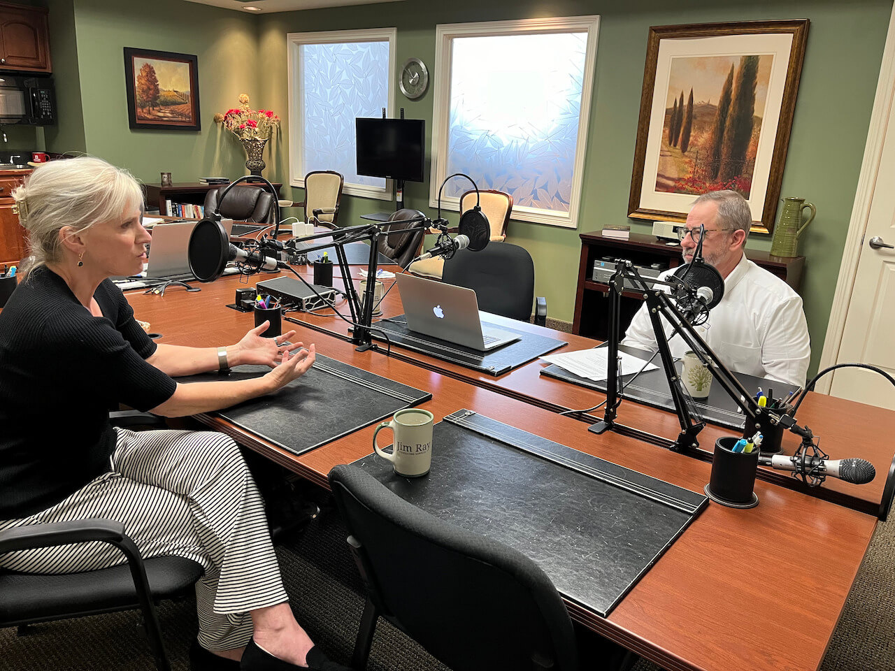 Steve Marks and Elaine Gravatte discuss international business growth for the World Trade Center Kentucky Podcast