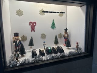 Security Jewelers 2 of 2