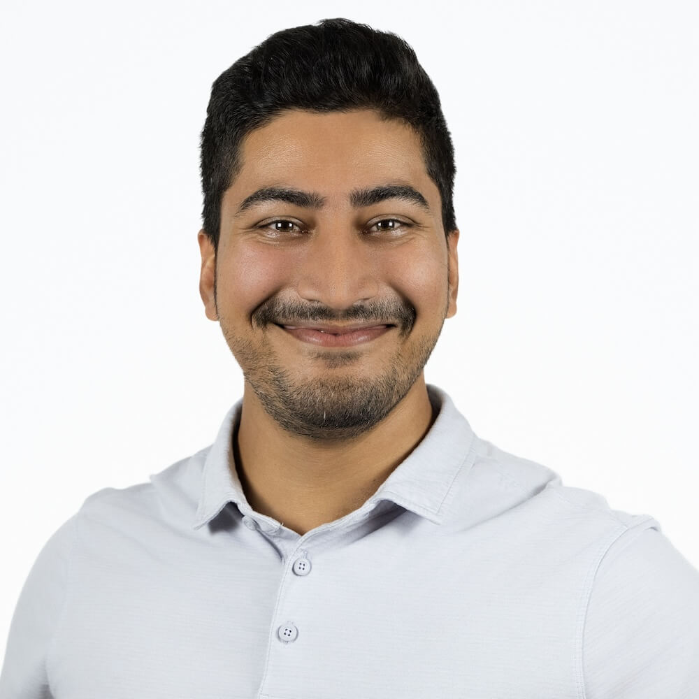 Mustafa Lakadawala, LSPA Class of 2024, Clarke Realty
What I do: I help people find a place to call home.
Leadership inspiration: "Courage is not the absence of fear, but how to behave in the presence of it." 
