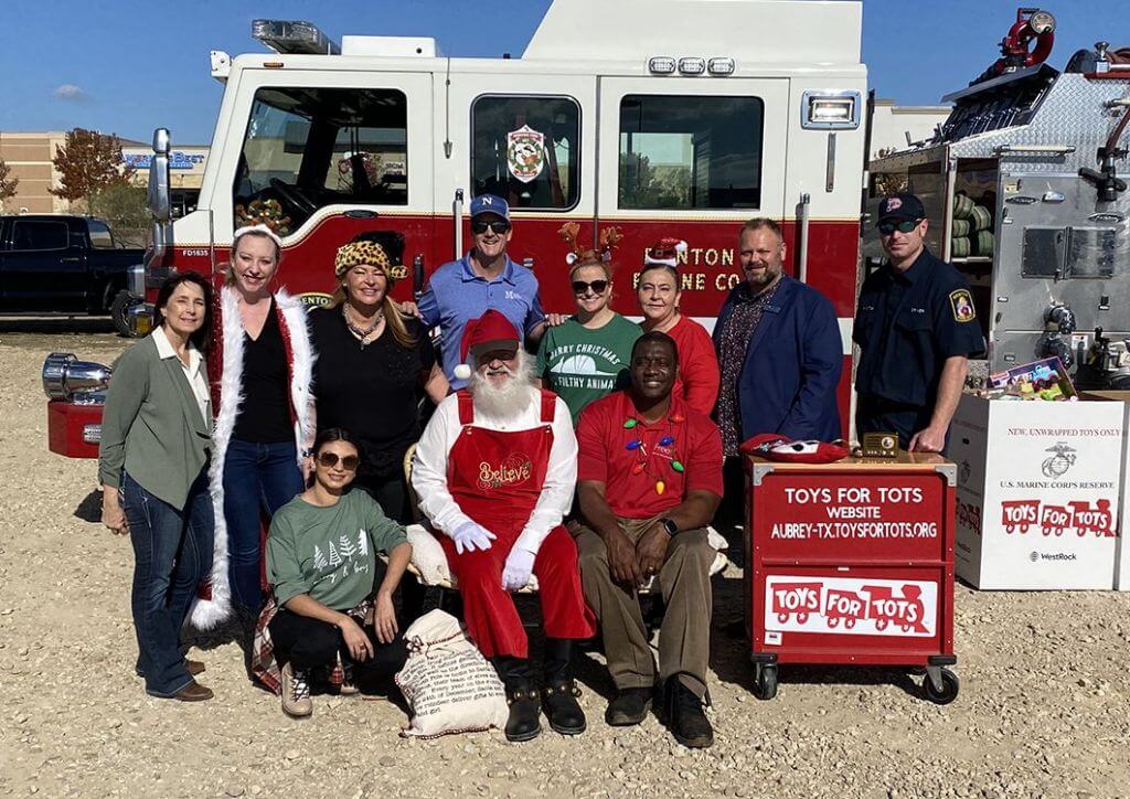 GDWCAR Toys for Tots Toy Drive