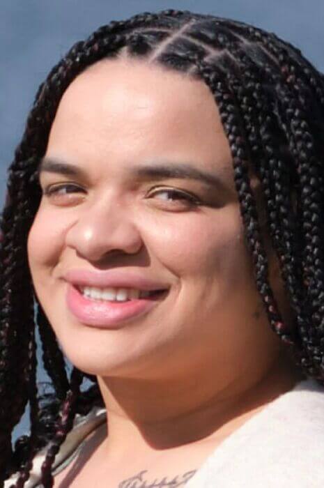 Headshot of Acacia Ward