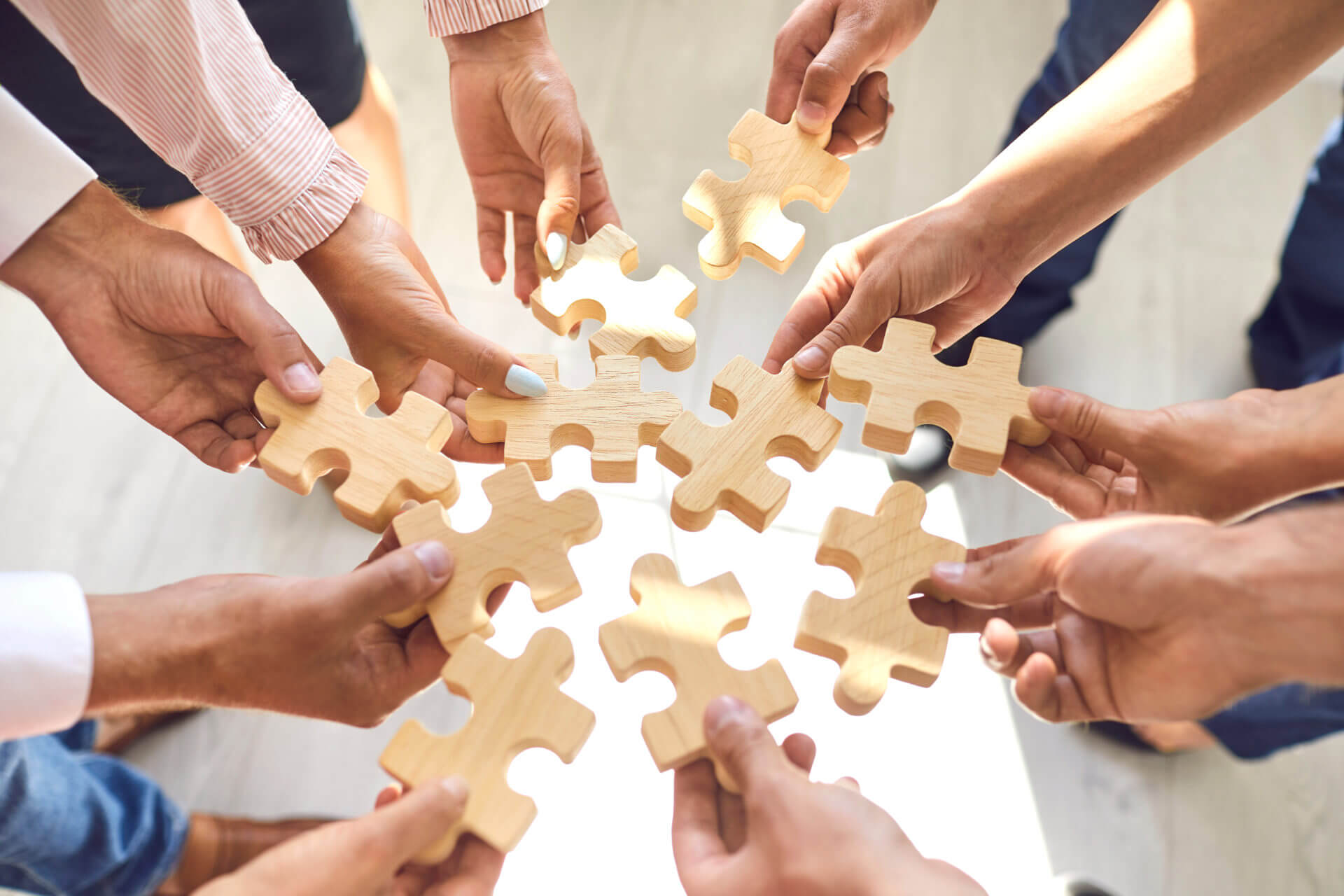 team-building-ideas-scaled-1 team-building-ideas-scaled-1