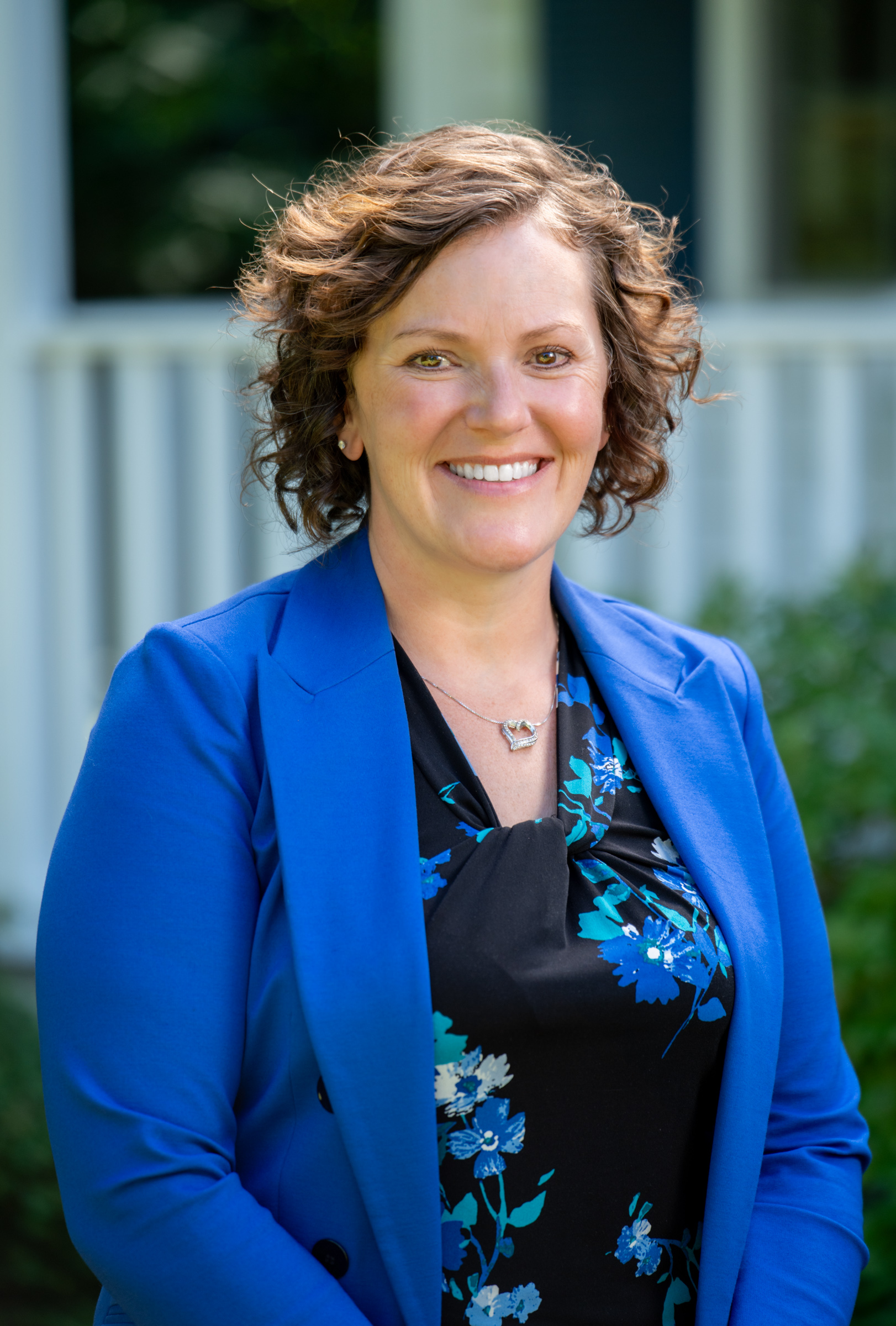 Jennifer Ufkin Headshot - 2024