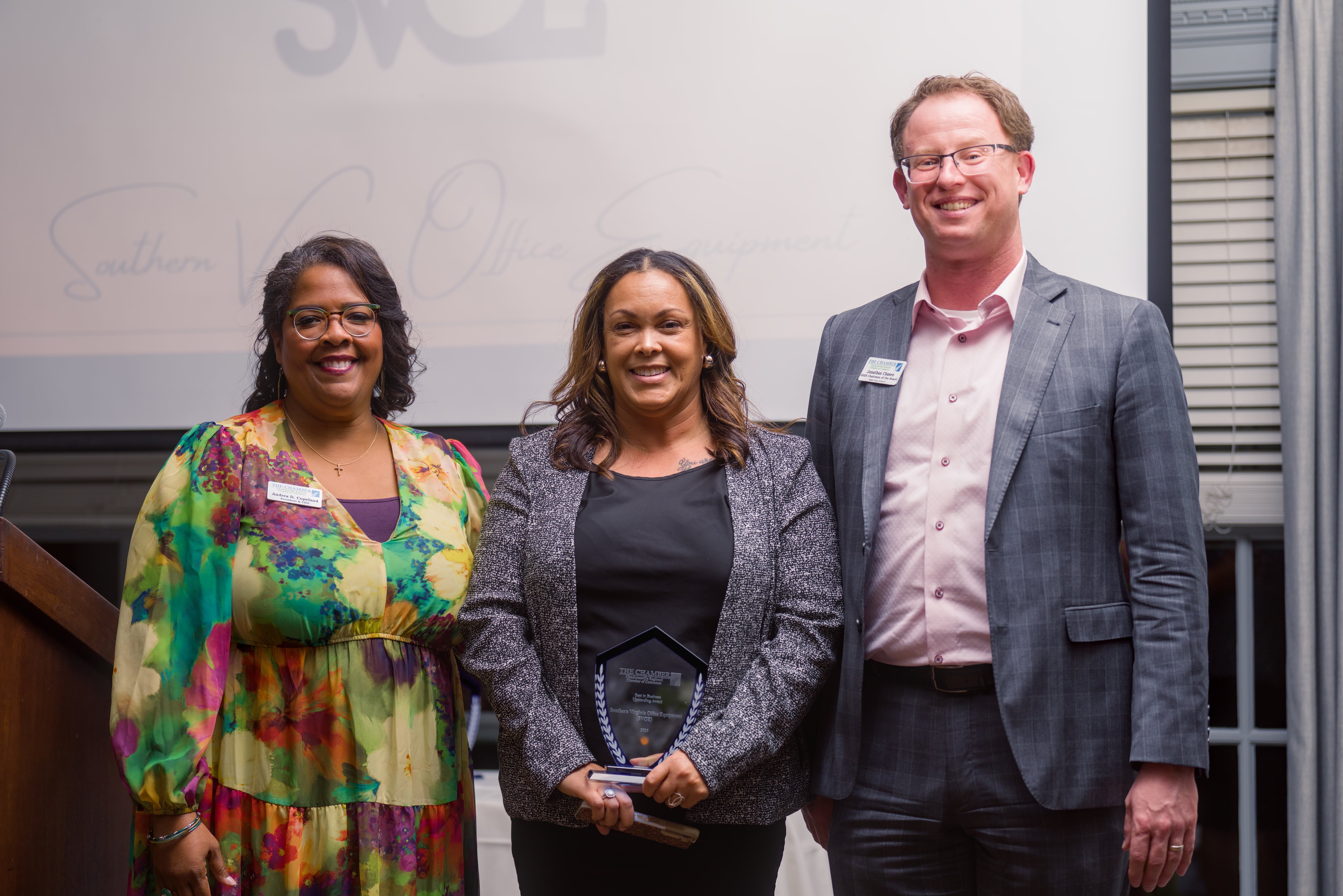 Alisha Morse, Account Executive at SVOE, accepting the 2025 Upstanding Award.