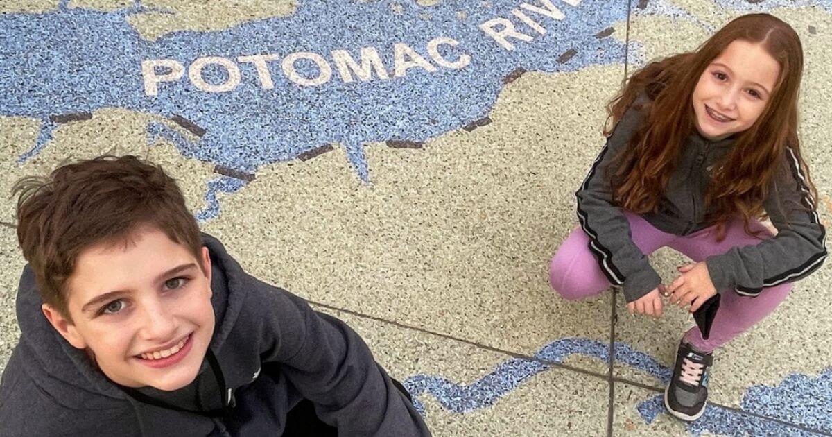 9 Ways to Educate Your Kids Thru Traveling 9 Ways to Educate Your Kids Thru Traveling