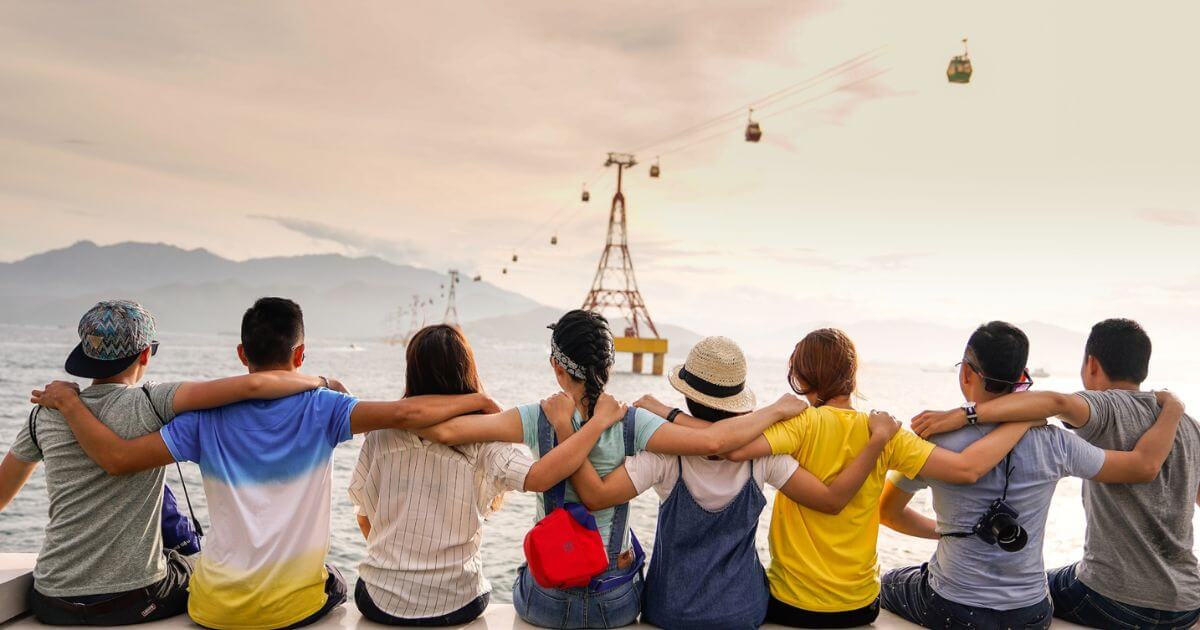 FTA-Media-Top Tips to Travel With a Large Family and Kids