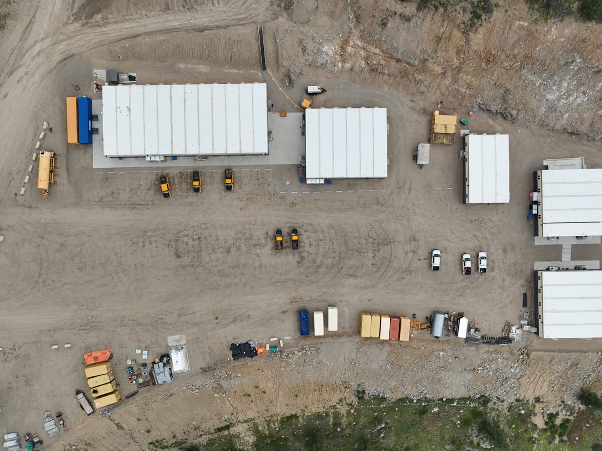 vista aérea de edifícios de escritórios modulares